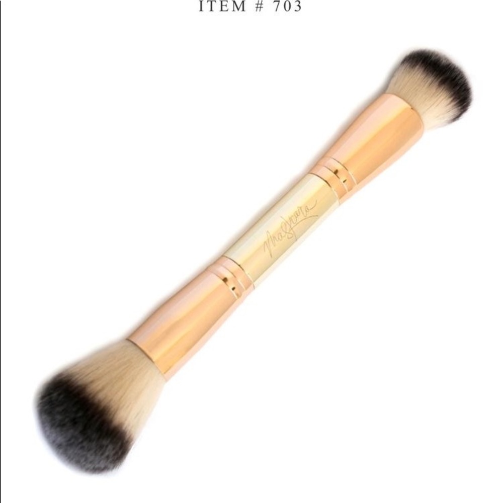 Maskcara Blush and Bronzer brush